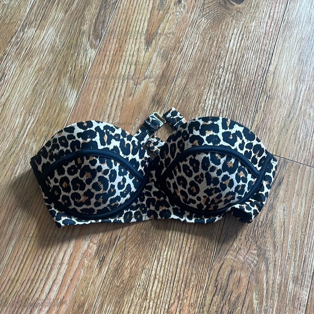 Cheetah Strapless Bikini Top